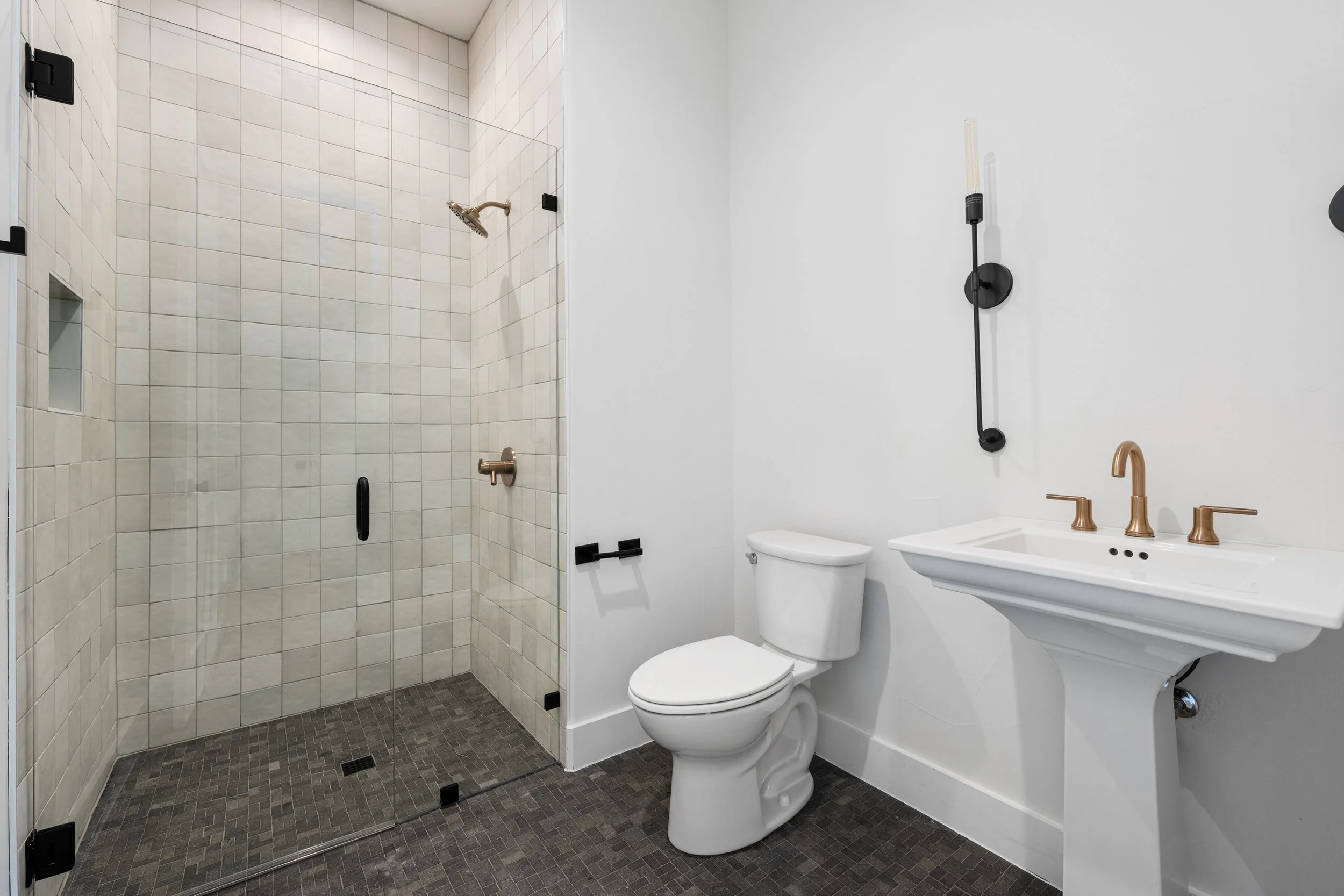 Bathroom 4