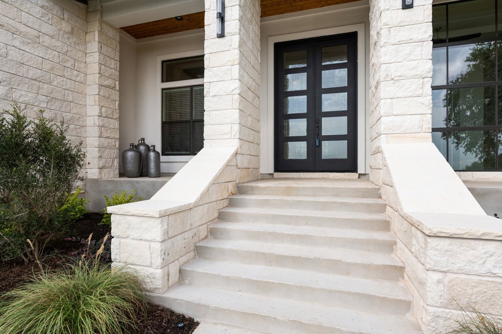 Exterior 2